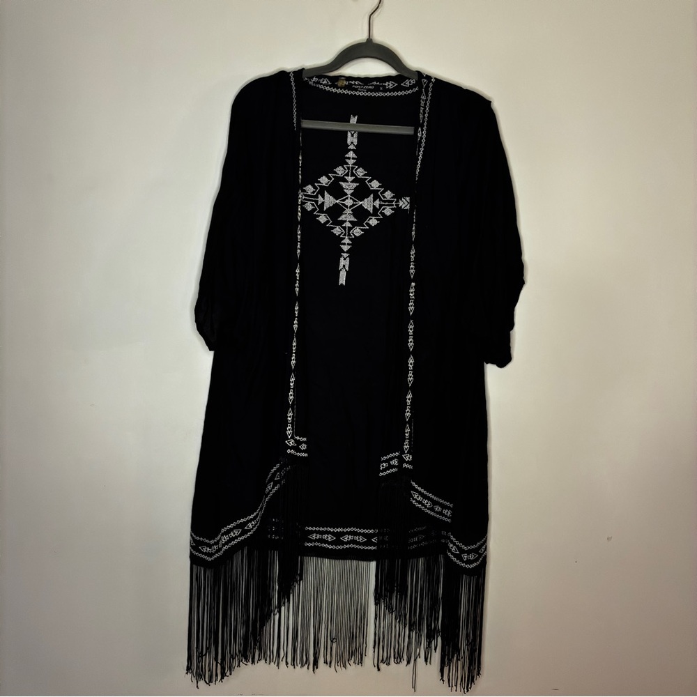 Women's Point Zero Cardigan Size 1X Black Embroidered Fringe
